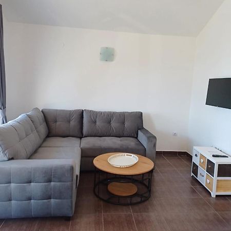 Villa Mona Apartments Ražanj Esterno foto