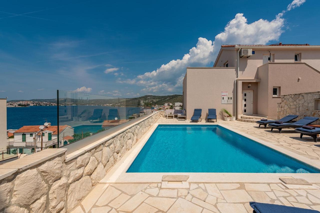 Villa Mona Apartments Ražanj Esterno foto