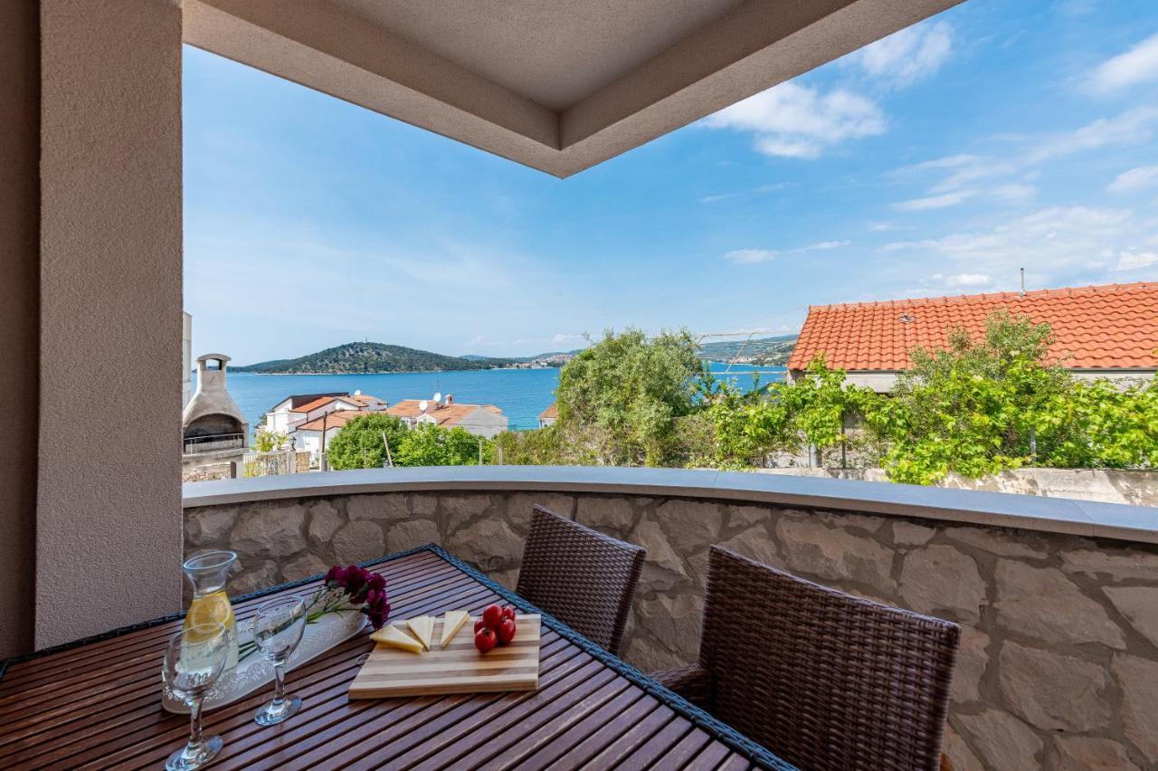 Villa Mona Apartments Ražanj Esterno foto