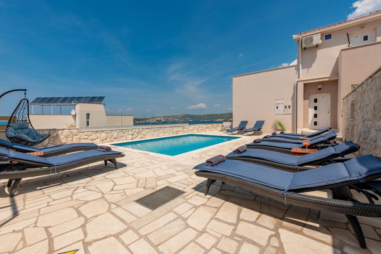 Villa Mona Apartments Ražanj Esterno foto