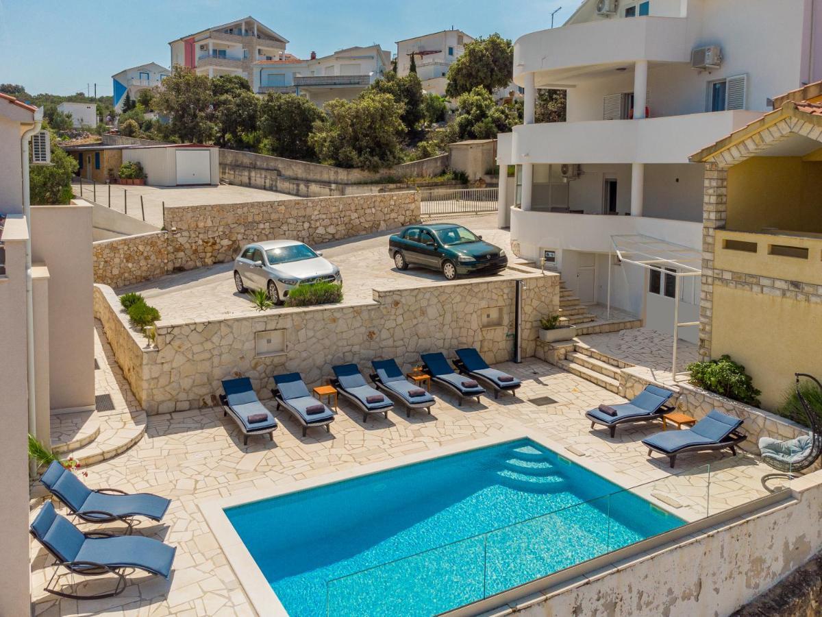 Villa Mona Apartments Ražanj Esterno foto