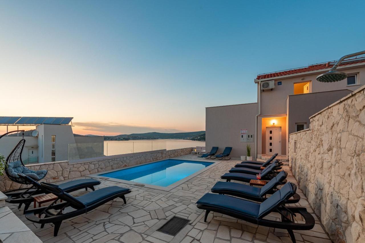 Villa Mona Apartments Ražanj Esterno foto