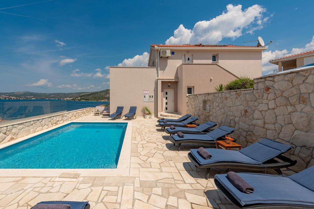 Villa Mona Apartments Ražanj Esterno foto